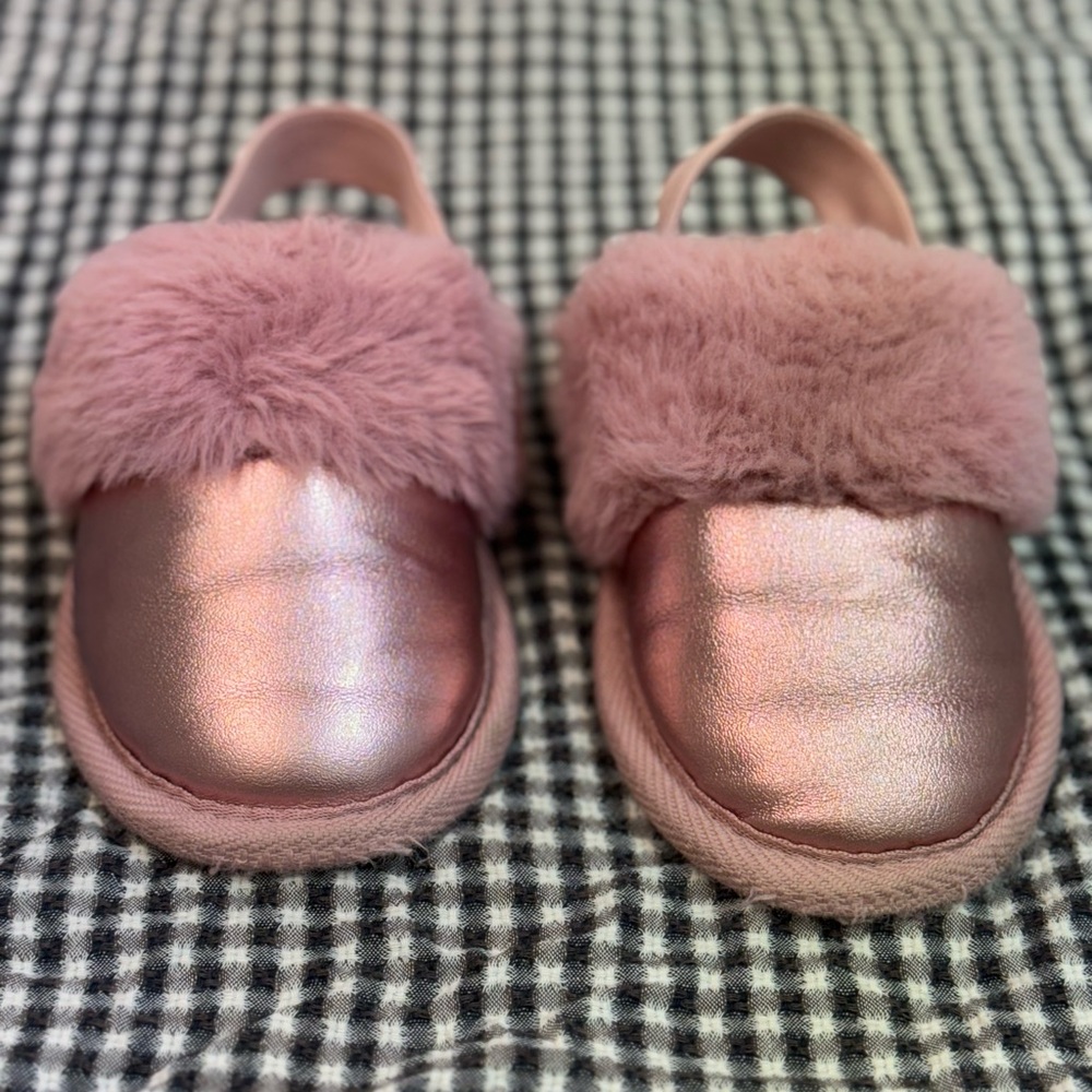 Cat & Jack Metallic Pink Toddler Girl Slippers